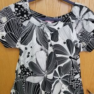 Koi scrub top